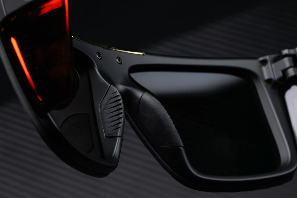 PERFORMANCE QUATRO SUNGLASSES: Black - Image 5