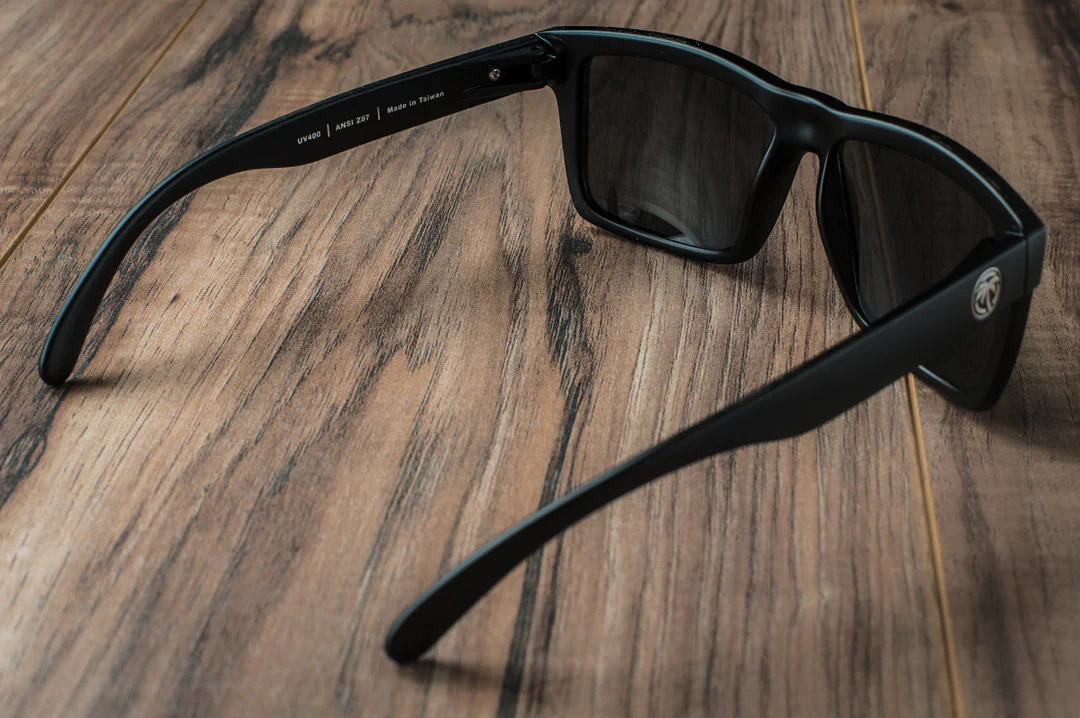 VISE Z87 SUNGLASSES: Black - Image 4